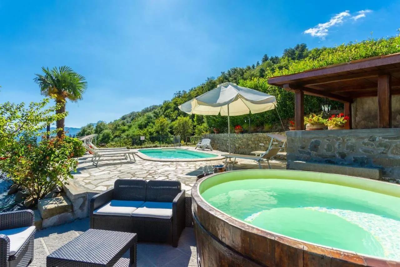 Villa Casale Le Selve Lucca Italy